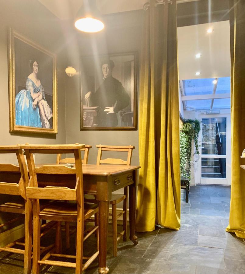 Blas At Fronlas Cafe - The Heart Of Newport Newport  Exterior photo